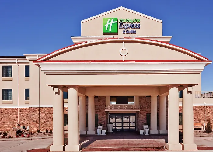 Holiday Inn Express & Suites Clovis By Ihg
